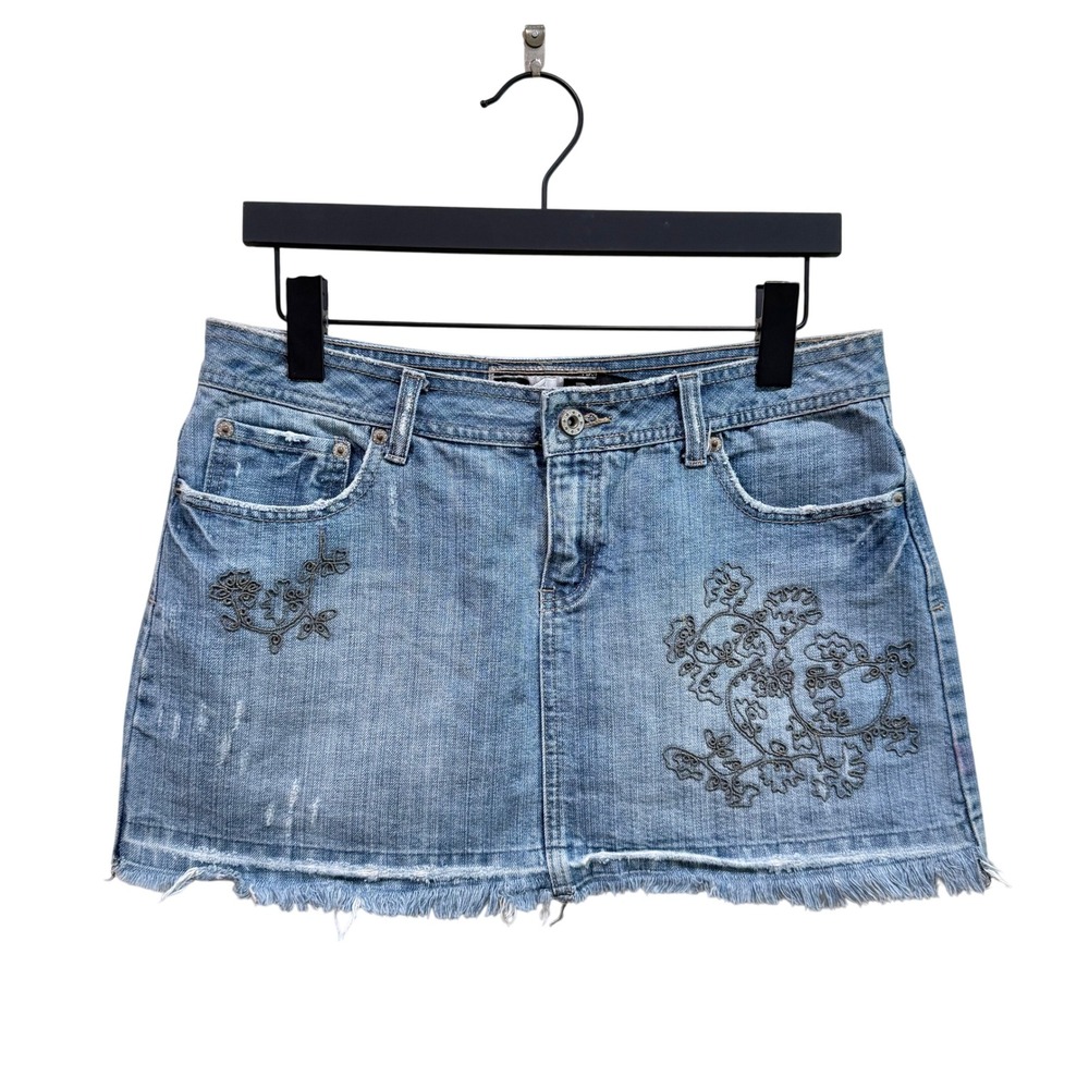 R4R Vintage 2000's Low Rise Floral Embroidered Denim Mini Skirt